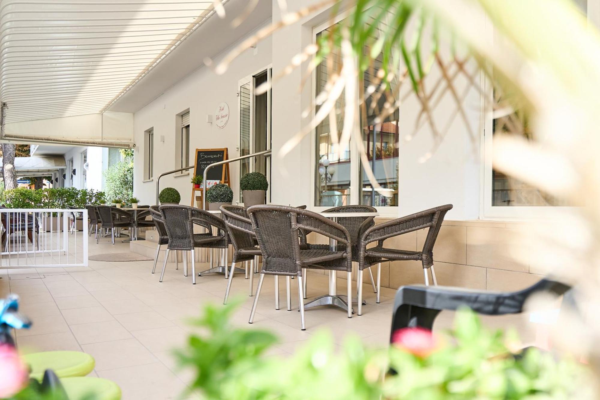 Hotel Villa Perazzini Rimini Ngoại thất bức ảnh